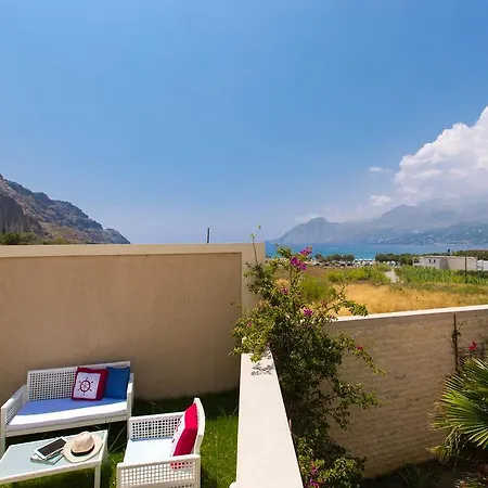 Michaela Beach House , By Thinkvilla Plakias Extérieur photo
